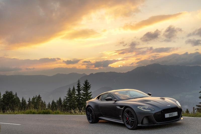  - Aston Martin DBS Superleggera | les photos de la version Satin Xenon Grey